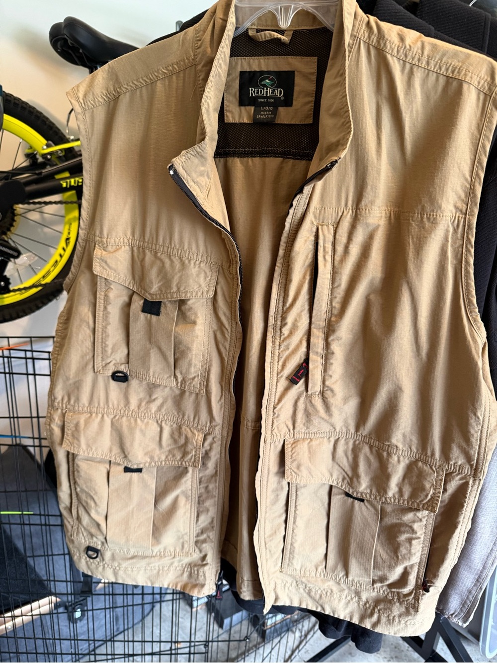 RedHead Men’s Khaki Utility Vest with Multiple Front Pockets